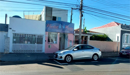 Sobrado à venda com 4 quartos, sendo 2 suítes,  em Centreville, São Carlos, SP