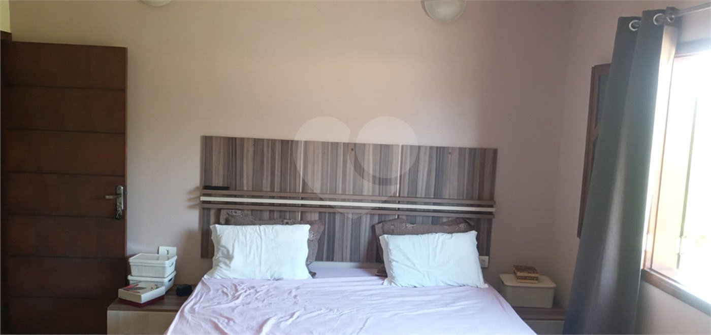 Chácara à venda com 3 quartos, sendo 2 suítes,  em Monterrey, Louveira, SP