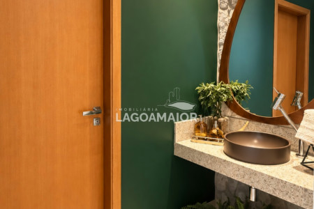 Casa à venda com 4 quartos, sendo 3 suítes, no condomínio Portal das Àguas, Três Lagoas - MS