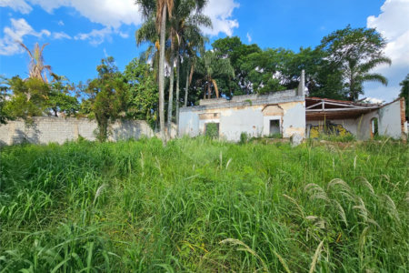 Terreno Comercial ou Residencial - Centro - 1.101m² Atibaia-SP