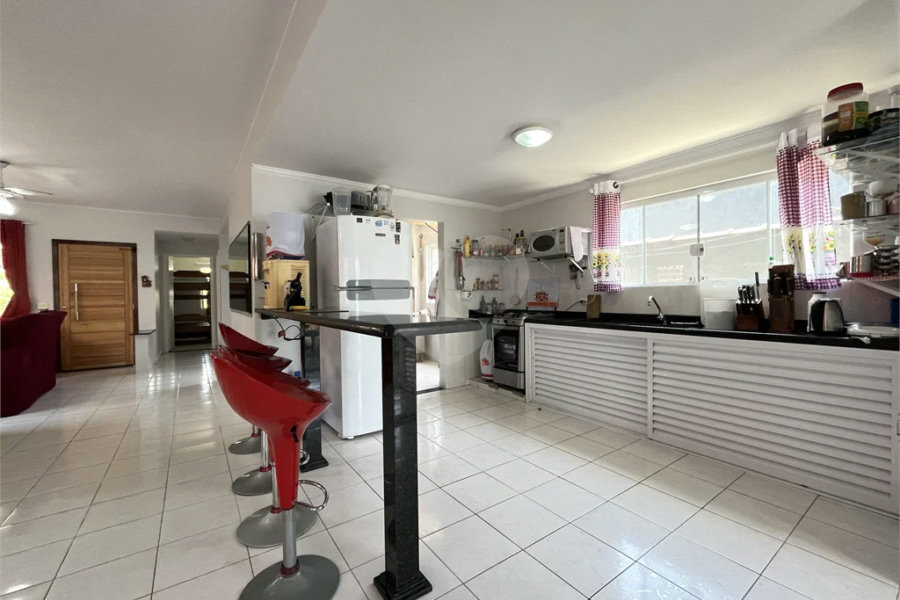 Casa à venda com 4 quartos, sendo 1 suíte, em Morada da Praia, Bertioga, SP