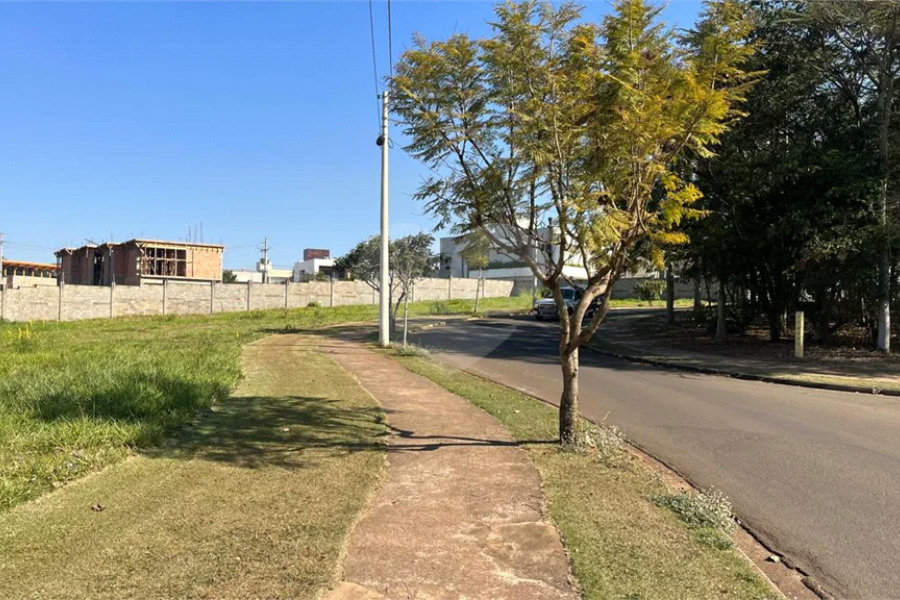 Terreno comercial disponível para venda Bairro Santa Rosa
