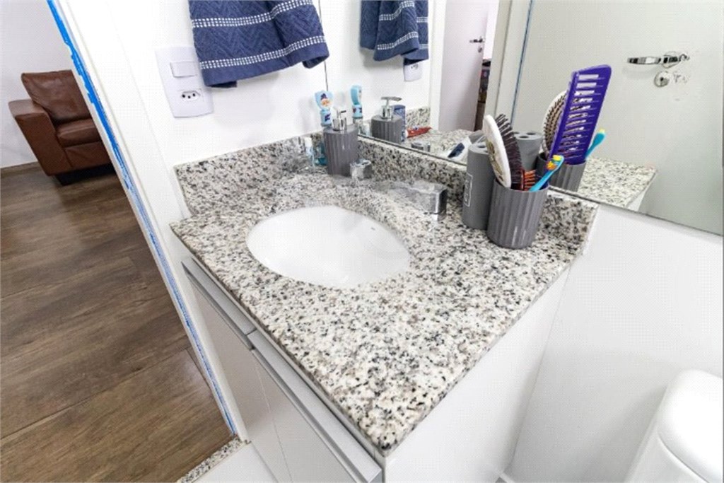 Apartamento de 02 dormitórios sendo 1 suíte