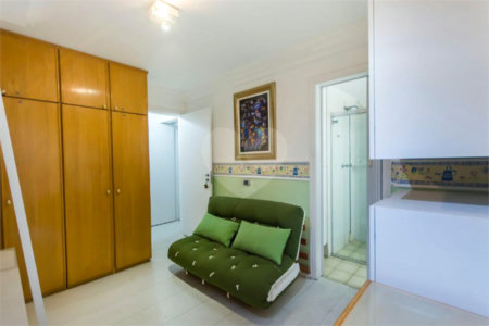 HIGIENÓPOLIS APTO com 160 M² PRIVATIVOS UM POR ANDAR 3 SUITES. 2 VAGAS, CONTEMPORÃNEO.ACEITA PERMUTA