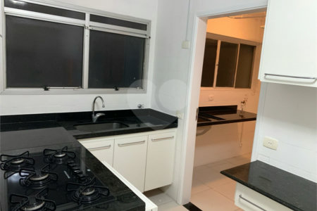 Lindo apartamento reformado!!! Apto a venda 3 dormitórios 1 suite e 2 vagas - Vila Nova Conceição