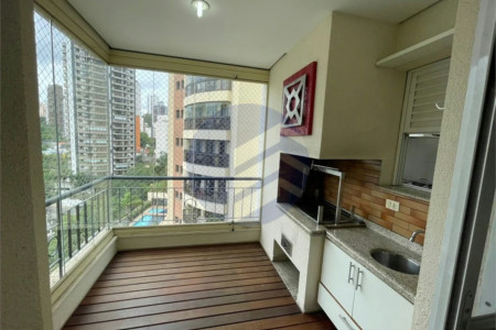 Apartamento à venda ou para alugar com 3 quartos, sendo 3 suítes, em Morumbi, São Paulo - SP