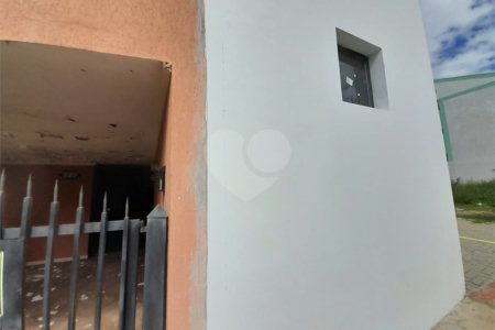 Imóvel Comercial na Rua Miguel Petroni – Localização Estratégica em Frente ao Campus da USP 1