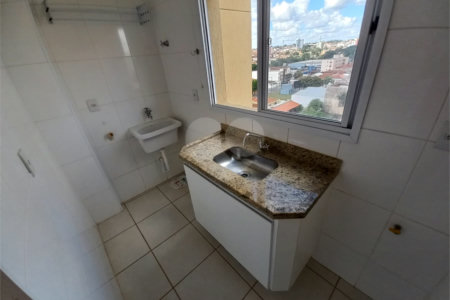Apartamento no Condomínio Veneza