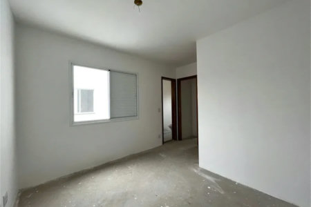 Casa Nova à Venda próximo ao Jardim Bonfiglioli