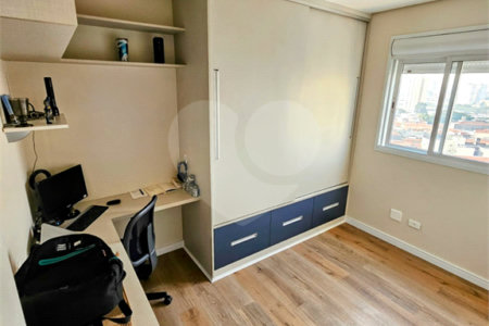 Apartamento à venda na Mooca com 73 m² com 3 dormitórios e 2 vagas. Aceita e estuda Permuta.