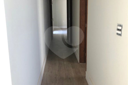 Indaiatuba - Condominio Jardins di Roma - Venda -Locação 0 R$ 10.000,00 mais encargos - condominio - R$ 650,00 - IPTU - R$ 230,00 - Terreno 300ms - construido 170 metros quadrados - Terrea - 3 quartos, uma suíte e uma demi suite , 4 banheiros , piscina - Preparado para água quente até a piscina!!