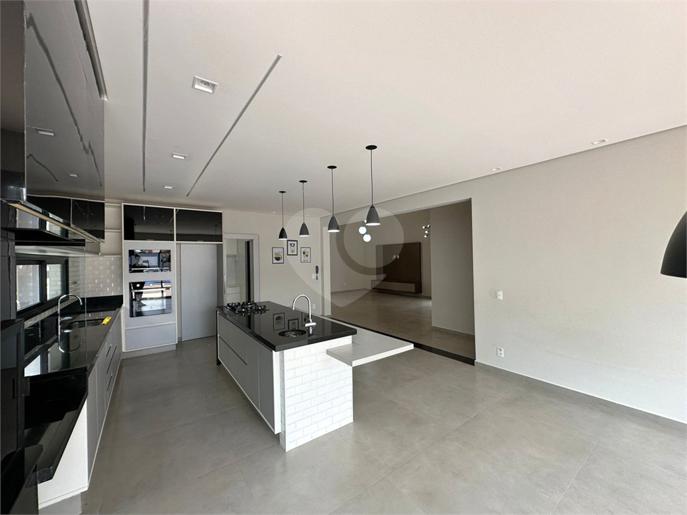 Apartamento Condomínio Montreal