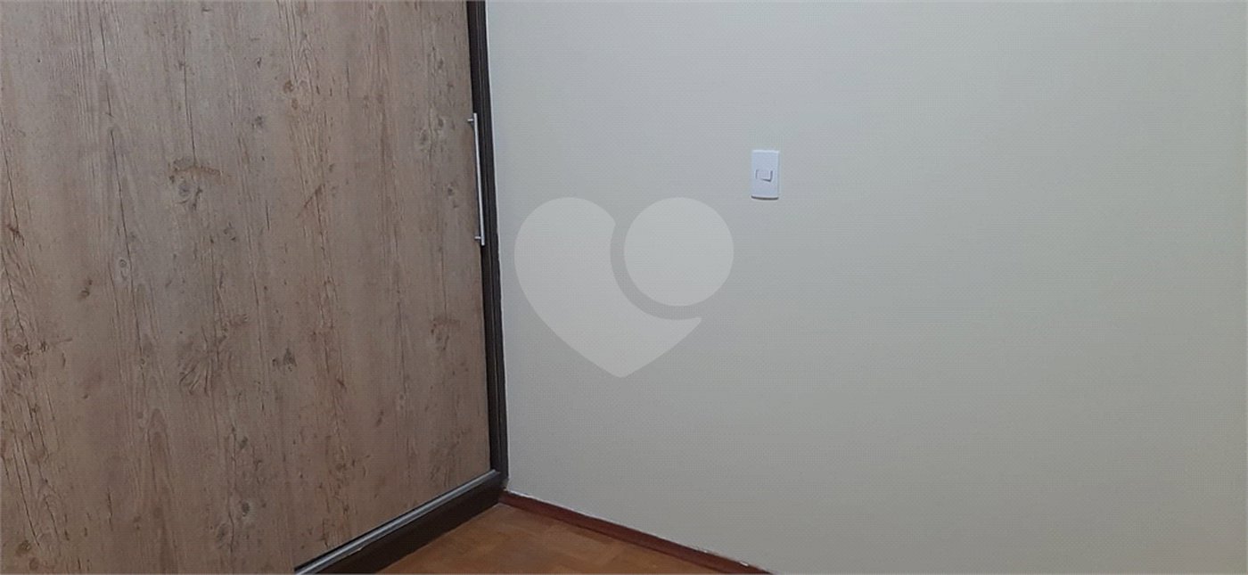 Casa espaçosa com 3 quartos e suíte em excelente bairro residencial!