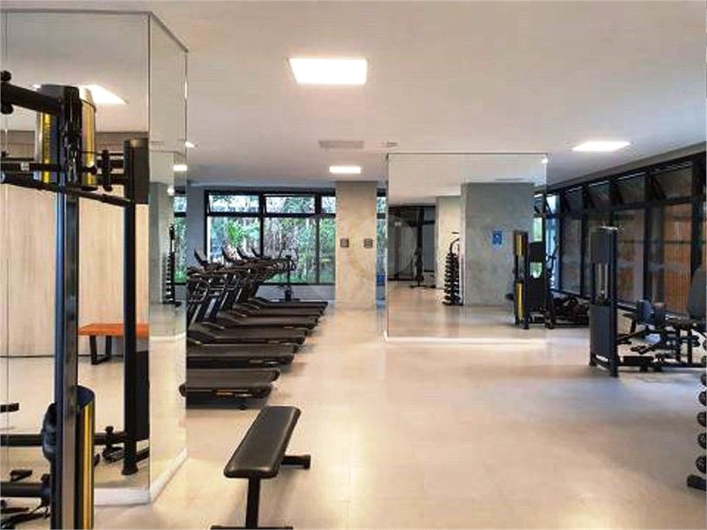 Magnífica Cobertura Penthouse à venda no condomínio Piscine Resort.