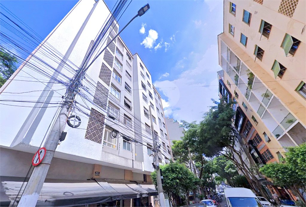 Apartamento na Vila Buarque com 2 quartos, 1 banheiro, sem garagem