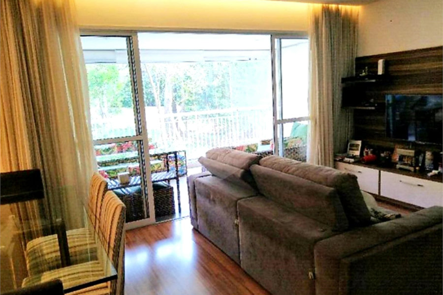 Apartamento à venda com 3 quartos, 107 m²- Rua William Furneau, - Condomínio Sítio Anhanguera - Edifício Beija Flor - Pirituba