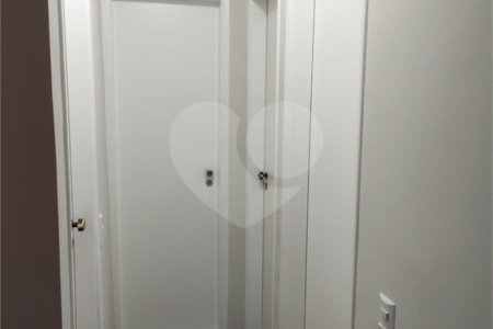 AMPLO APARTAMENTO COM LAZER