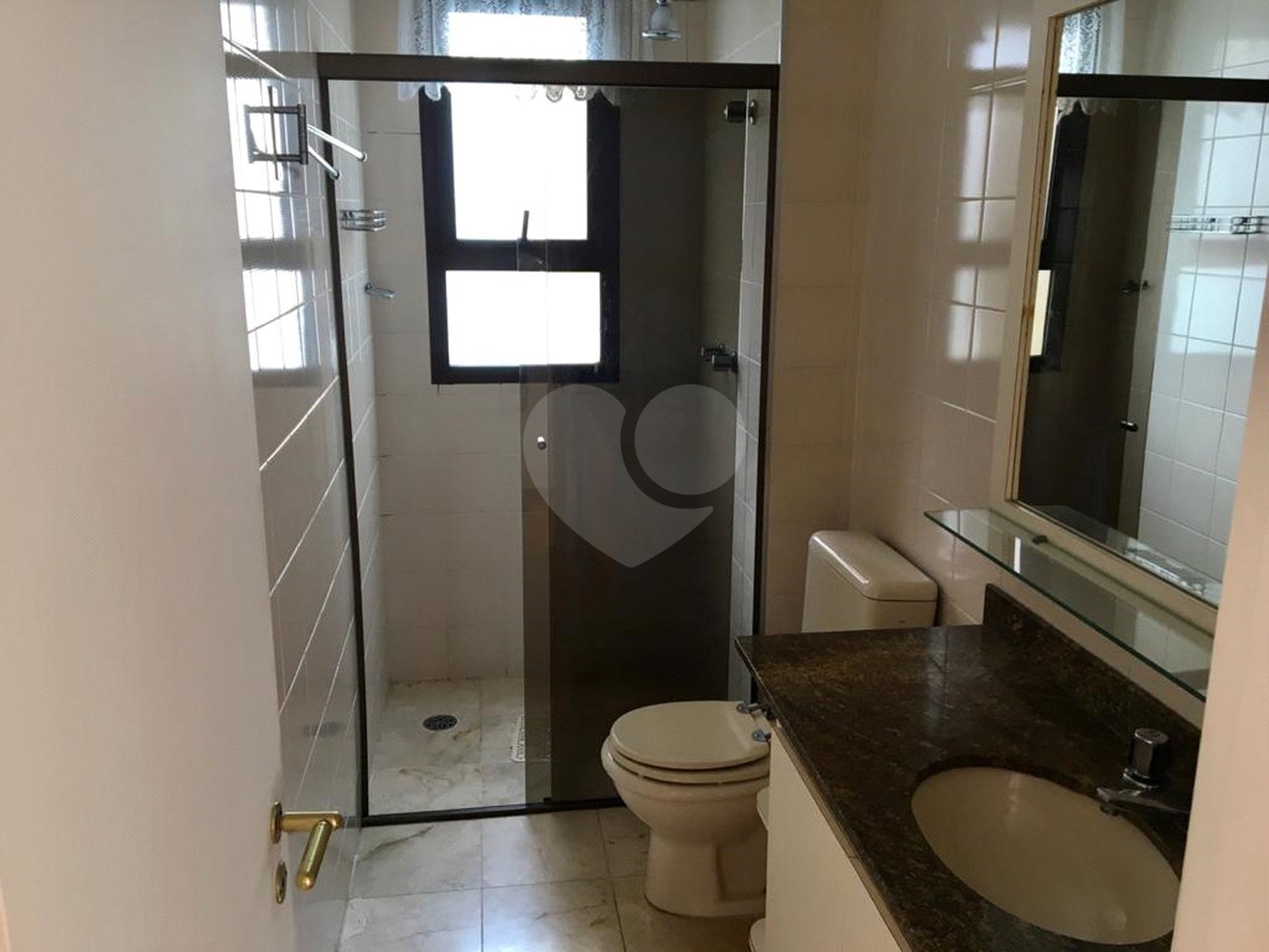 Apartamento com 3 Dormitórios sendo 1 Suíte 2 Vagas à Venda 99 m² por R$ 650.000