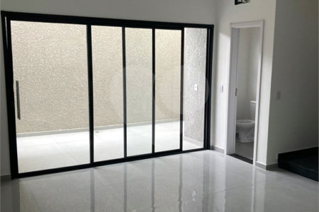 Lindo Sobrado Novo no Ipiranga em Condomínio - 2 Suítes/2 Vagas na garagem - Próx. ao Museu!