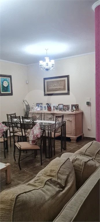 Casa com 3 Dormitórios no Campo Belo