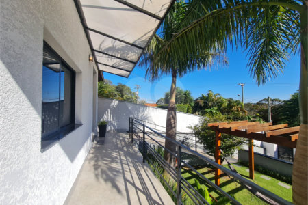 Casa com 4 dormitórios à venda, 214 m² por R$ 1.890.000 - Parque Arco Iris - Atibaia/SP