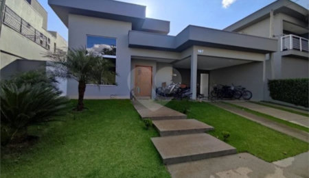 Casa à venda com 3 suítes no condomínio Damha III, São Carlos - SP