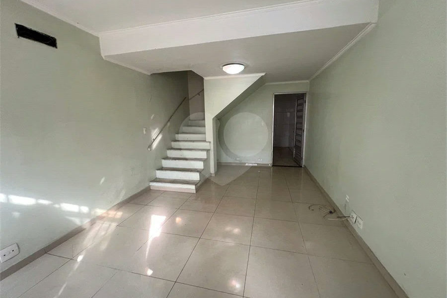 Casa 2 dormitórios na Vila Santa Catarina