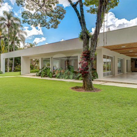 Casa à venda ou para alugar com 4 suítes no condomínio Chácara Flora, São Paulo - SP