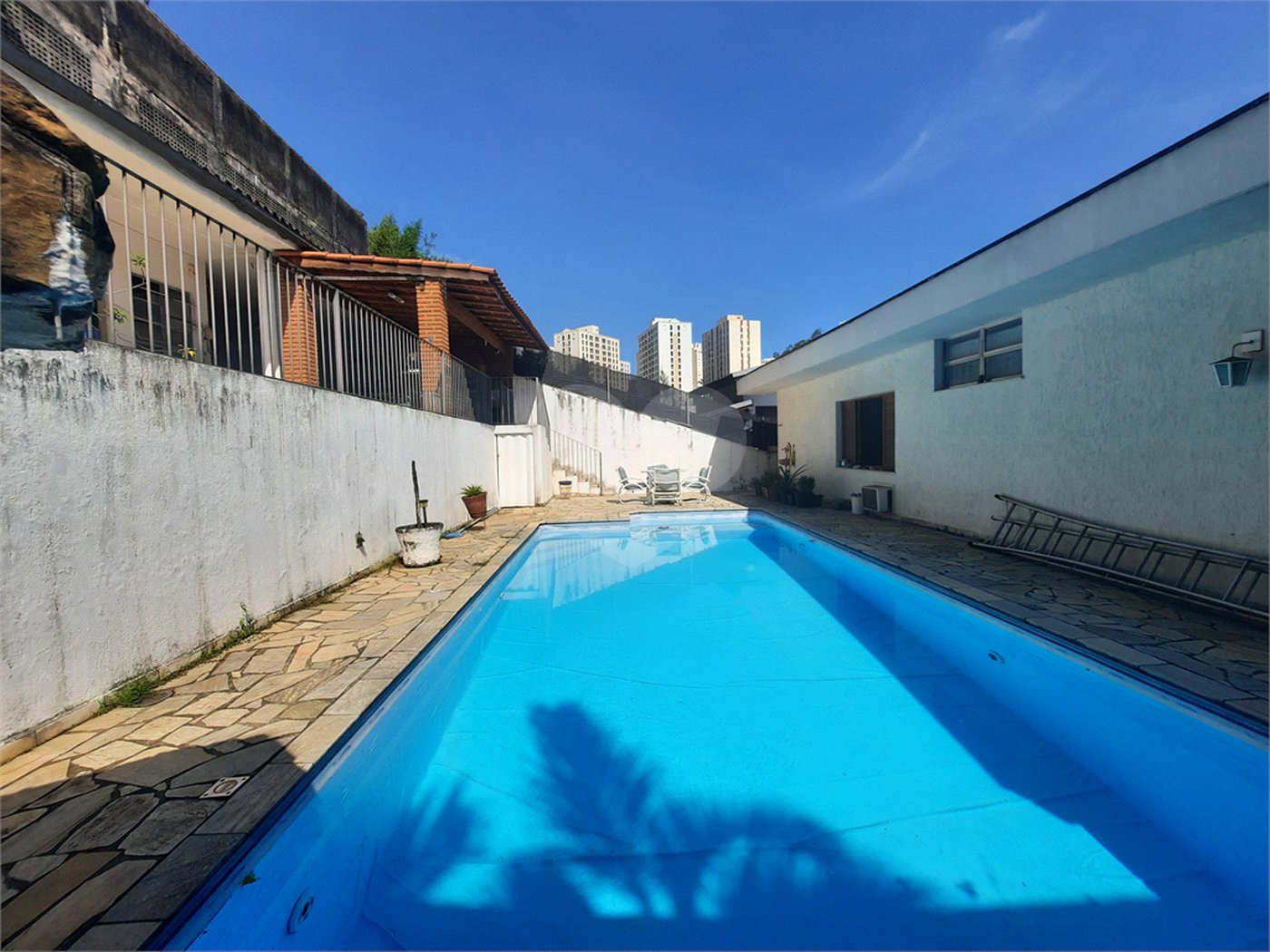 Casa com 4 quartos e 3 suítes com ótimo lazer no Jardim Marajoara