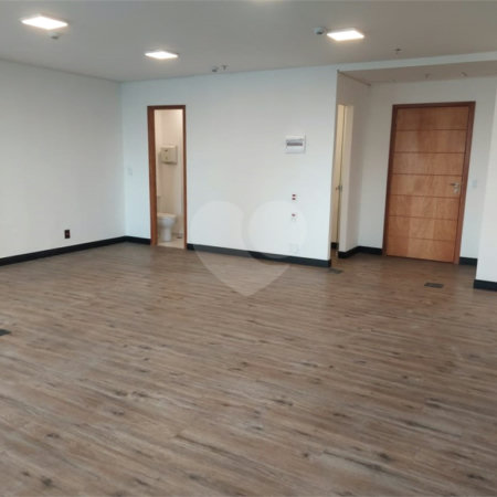 Sala comercial à venda 80m² – Edifício Bonnaire