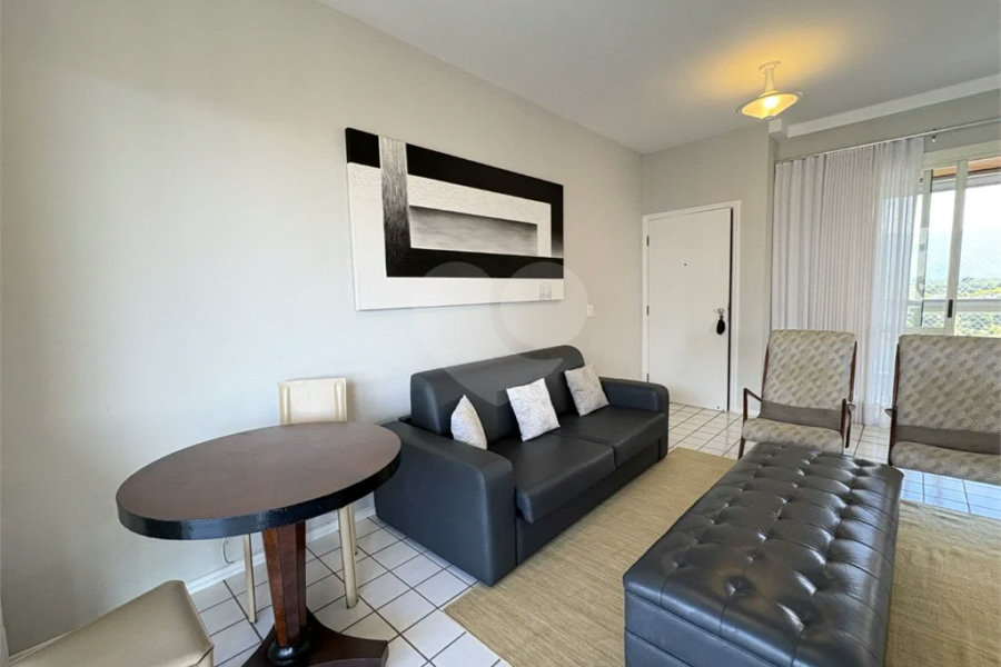 Apartamento à venda com 2 quartos, sendo 1 suíte, em Riviera de São Lourenço, Bertioga, SP