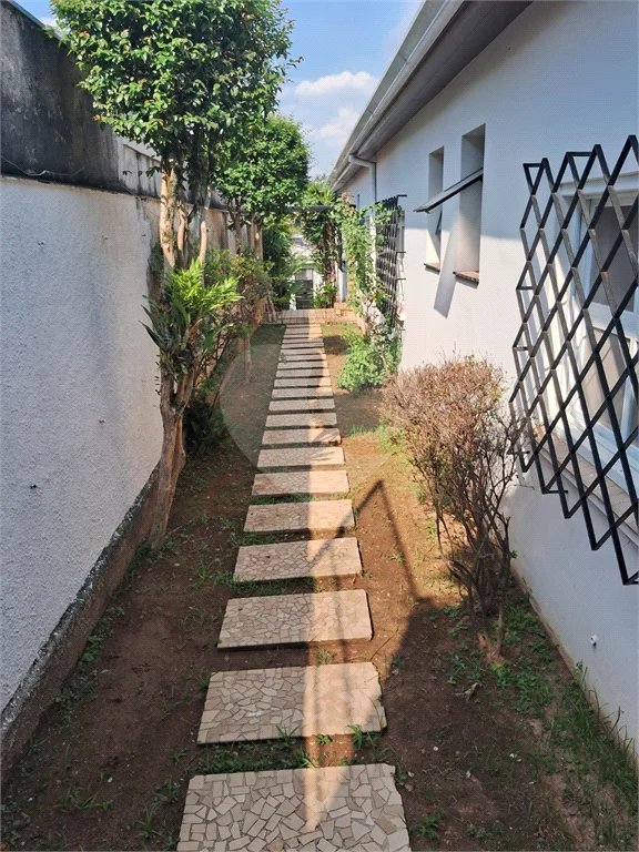 Casa terrea a venda na Rua Caucaia do Alto
