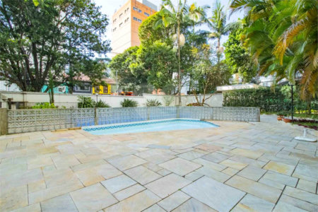 Apartamento à Venda – 138m² no Campo Belo – SP