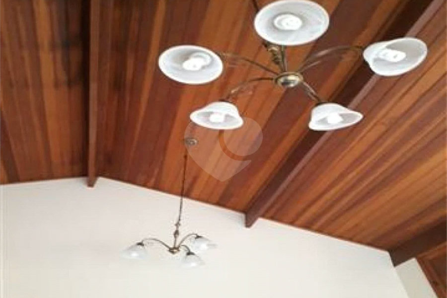 Casa à venda com 3 suítes em Estância Santa Maria do Laranjal, Atibaia, SP