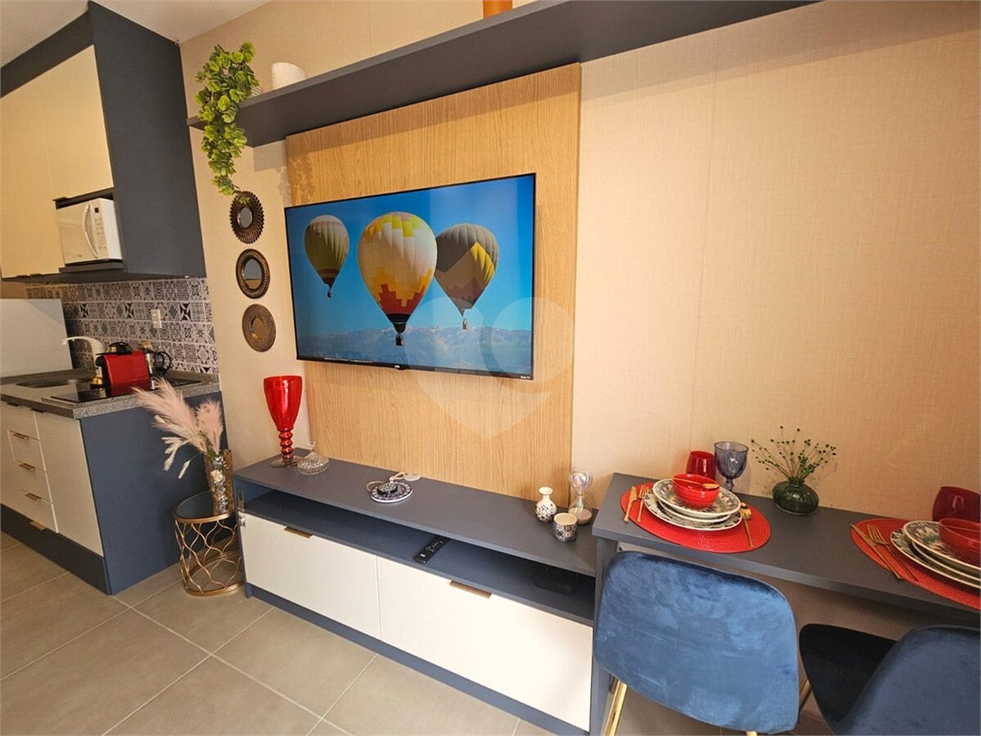 Apartamento Mobiliado a Venda no Campo Belo