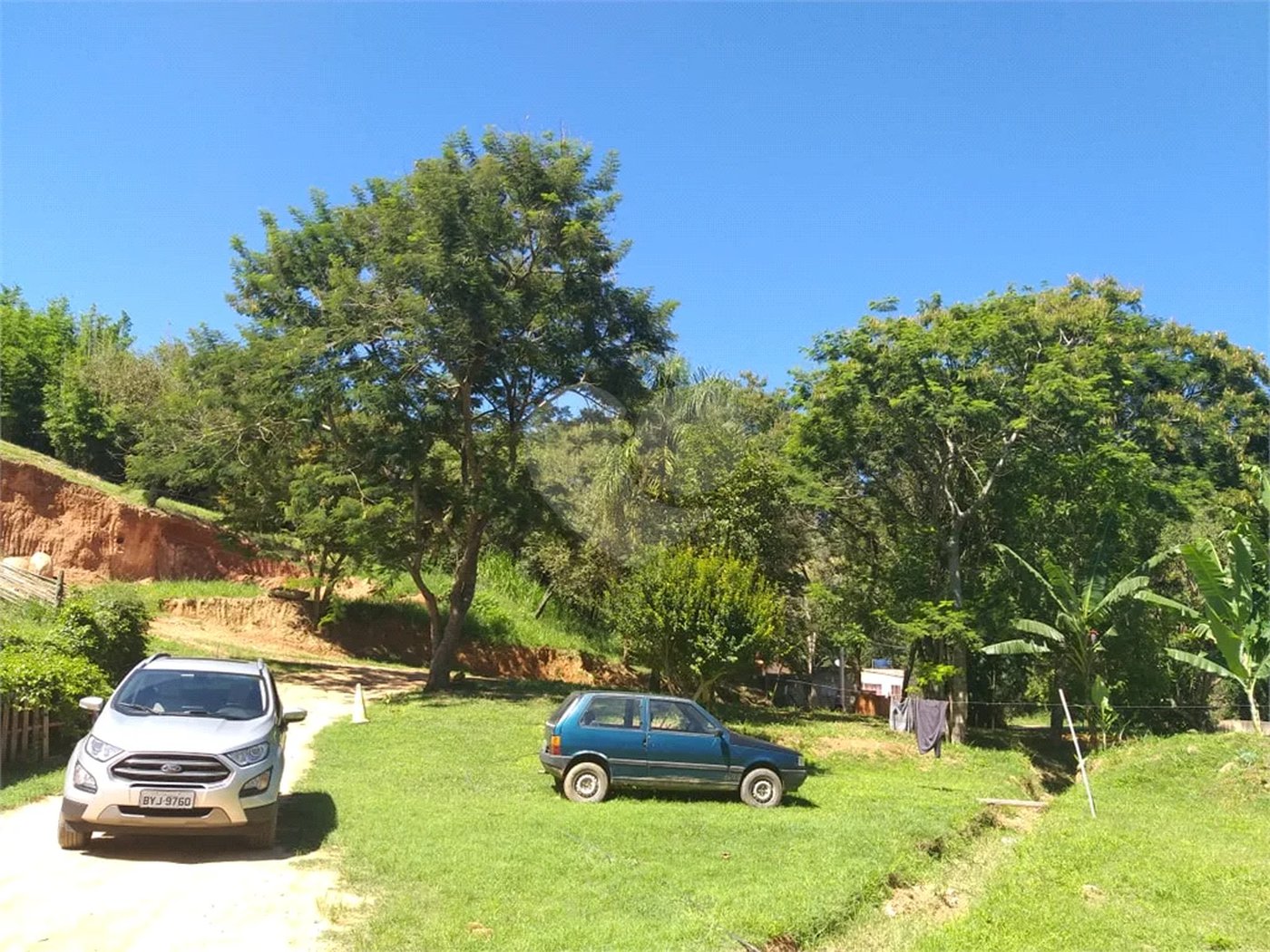 Área de terra de 156 mil m2 à venda em São Roque, zona mista (residencial/industrial)