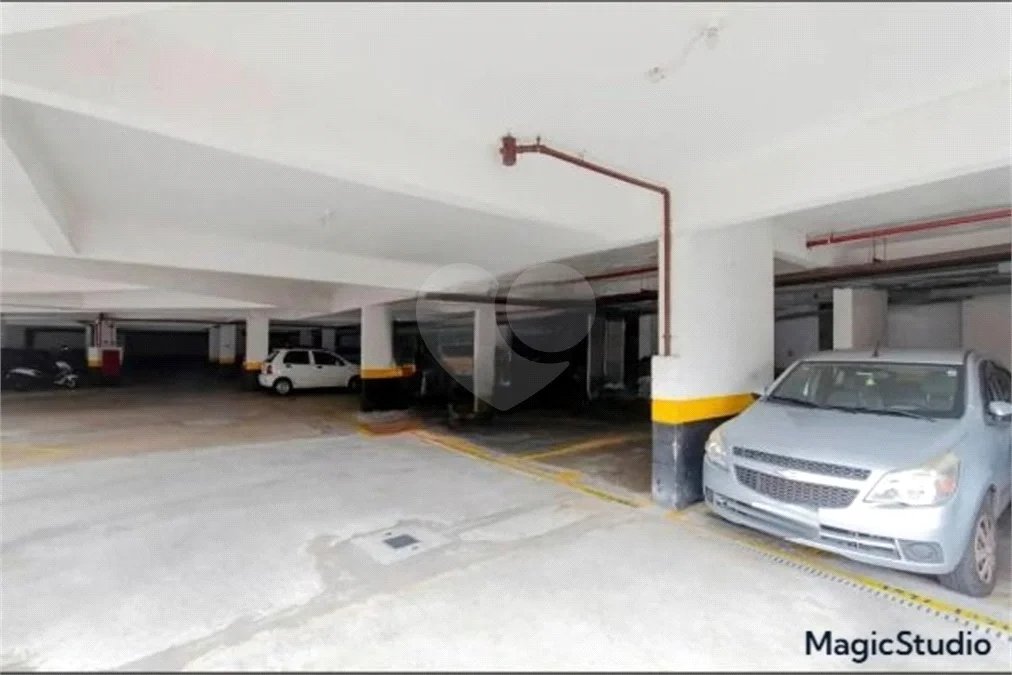 Apartamento de 2 quartos em Chácara Cruzeiro do Sul ( Cangaíba ).
