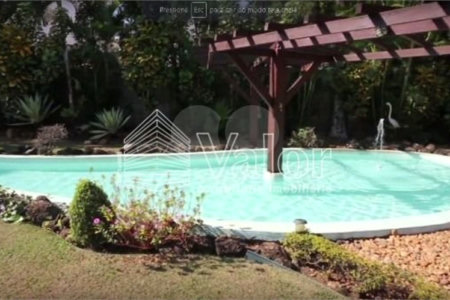 Casa em condomínio fechado