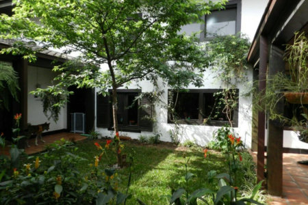 Sobrado à venda com 3 quartos, sendo 3 suítes, em Chácara São João, Carapicuíba - SP