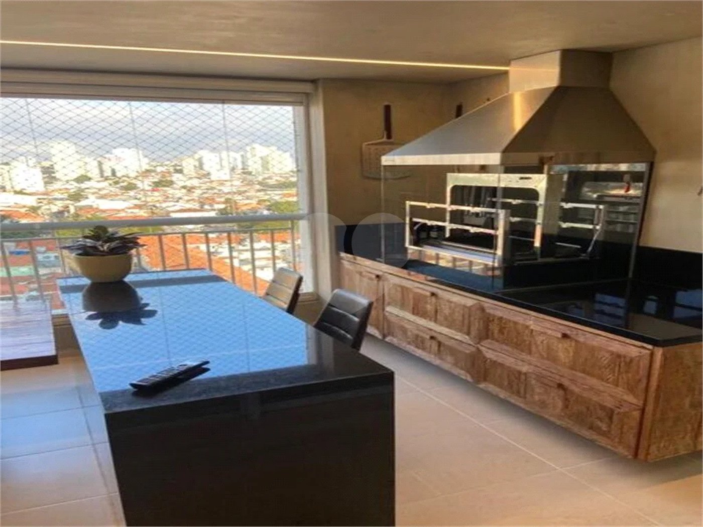 Apartamento à venda Mooca, 149m², andar alto, 3 suítes, 2 vagas, varanda gourmet, porteira fechada