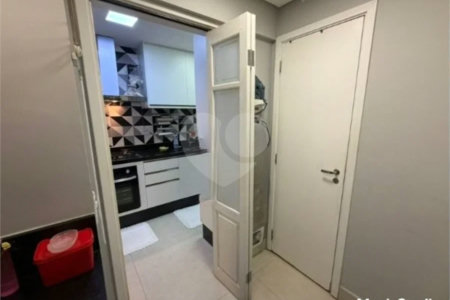 Apartamento com 120m², 3 dormitórios, sendo 3 suítes, 2 vagas de garagem, à venda no Tatuapé.