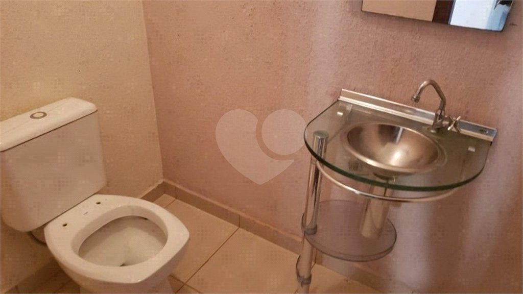 Casa com 4 Quartos para alugar - Residencial Samambaia