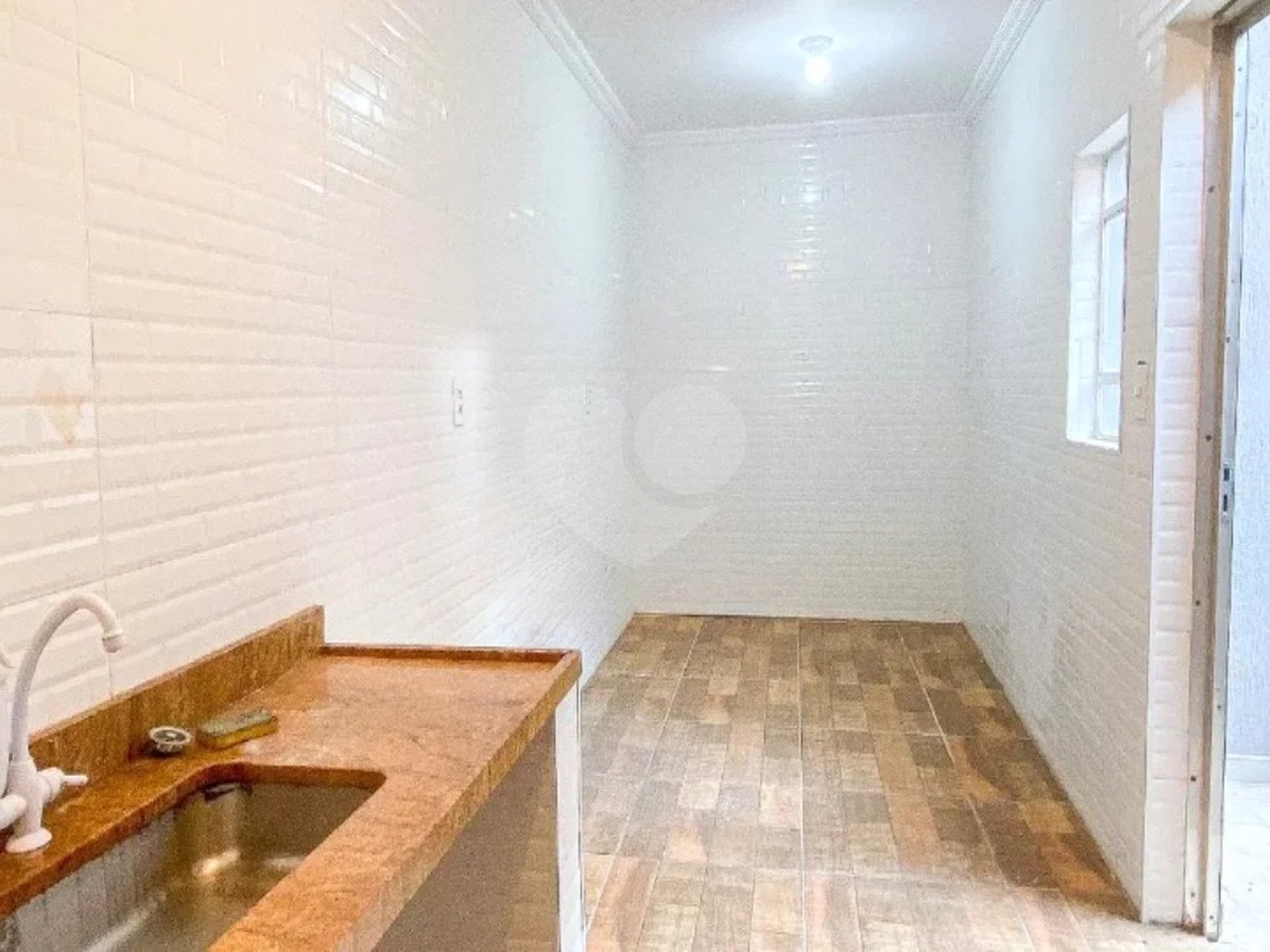 Sobrado com 400m² , 3 dormitórios , sendo 2 suítes , 3 vagas , à venda no centro de Santo André.