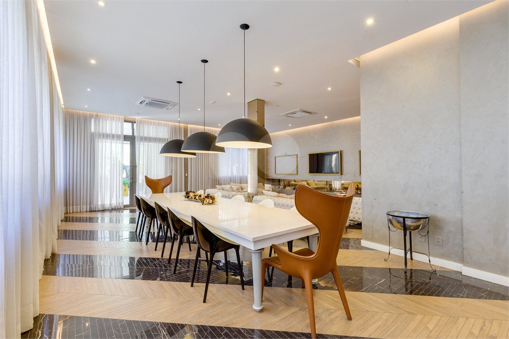 Apartamento para alugar com 3 suítes em Chácara Santo Antônio, São Paulo, SP