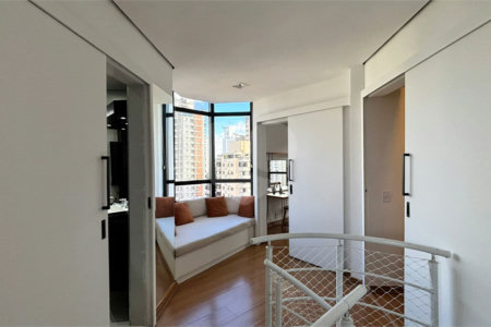 Cobertura duplex com 90 m², perfeita para quem busca conforto, privacidade e uma excelente localização.
