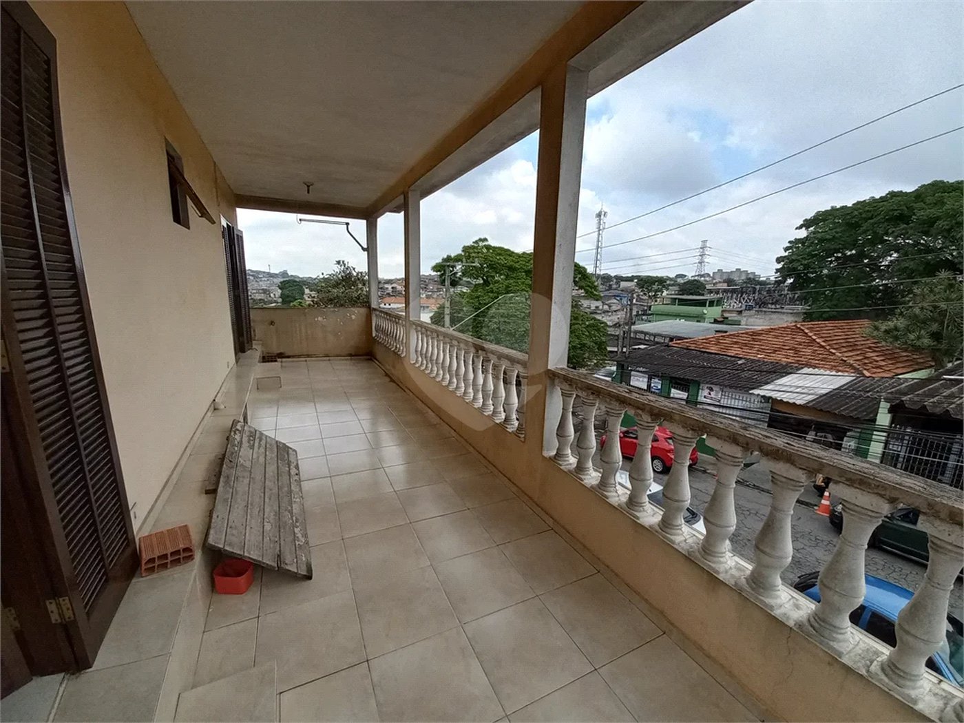 Casa de 292m² de terreno à venda - Vila Pirajussara