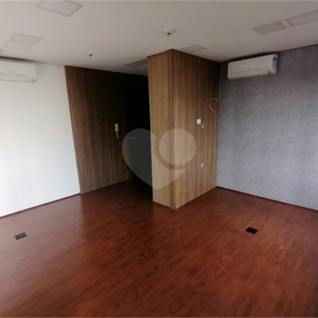 SALA COMERCIAL TOP, VENDA OU LOCAÇÃO, METRÔ VERGUEIRO COM 28,76m2