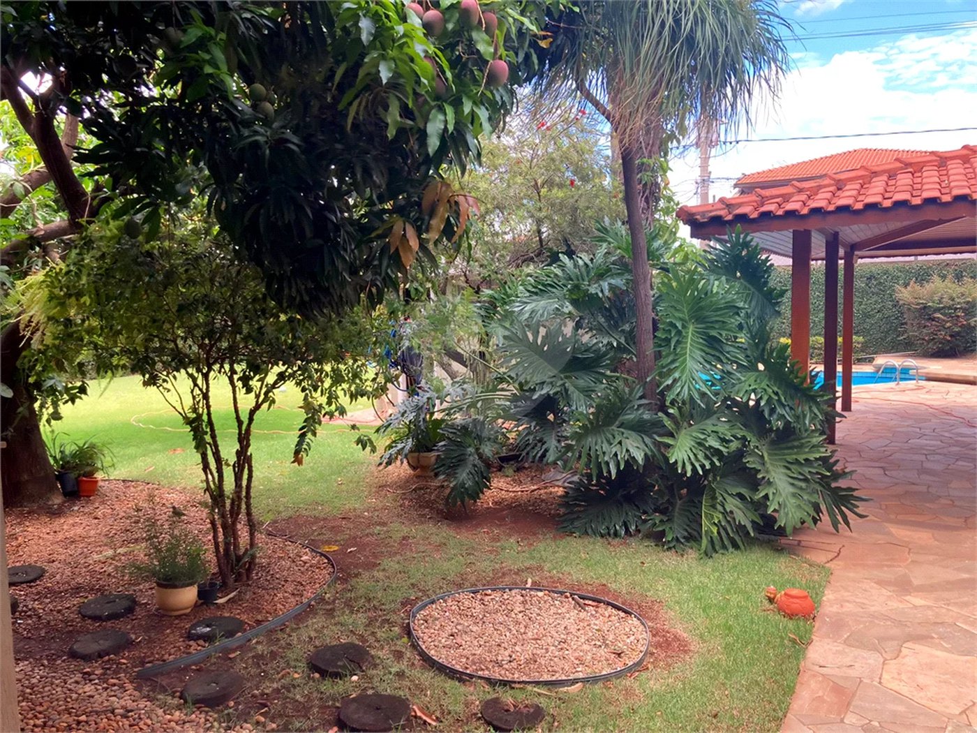 Belíssima casa no bairro Vila Rezende