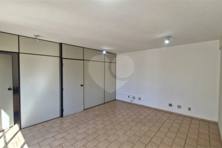 Sala Comercial à Venda no Edifício Luciano Zanollo – São Carlos/SP