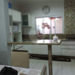 Casa Térrea com 2 dormitórios, sendo 1 suíte.